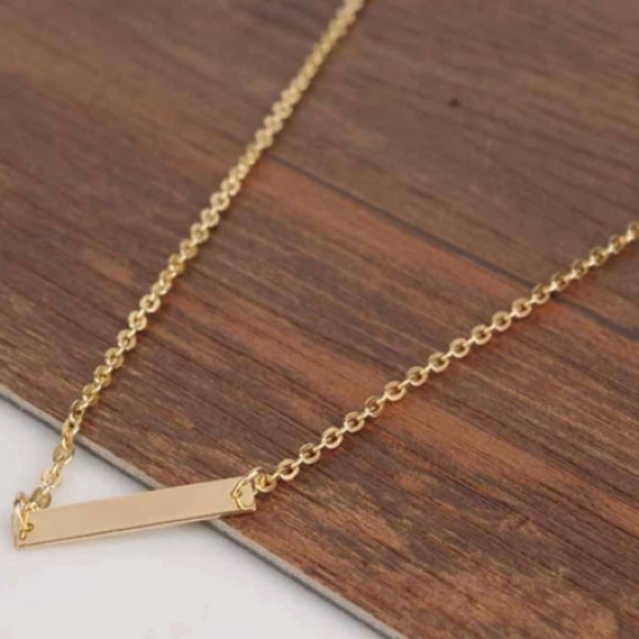 ๐ NEW Minimalist Gold Bar Necklace - Picture 7 of 8